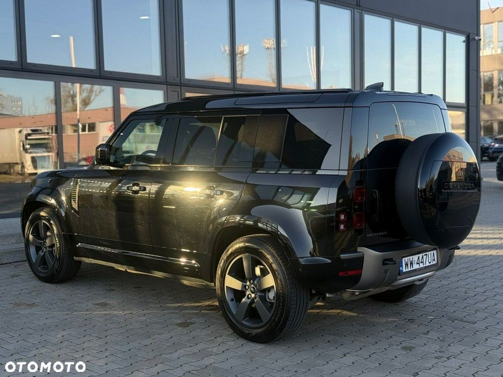 Land Rover Defender - 7