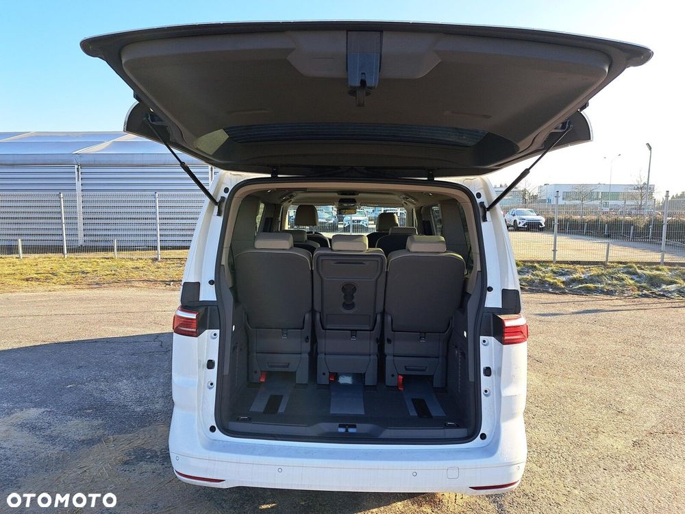 Volkswagen Multivan - 26