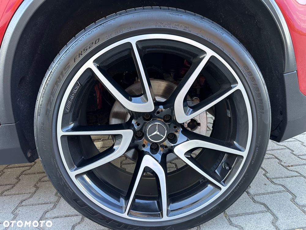 Mercedes-Benz GLC - 31