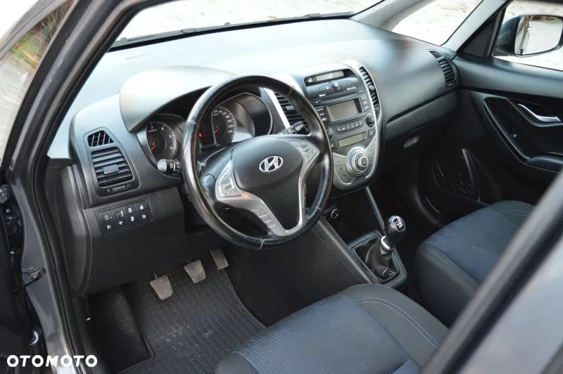 Hyundai ix20 - 11