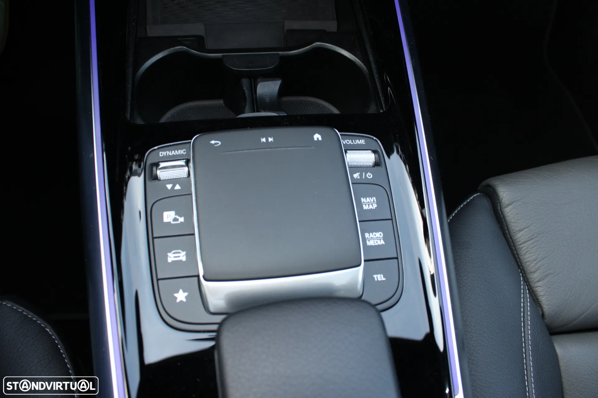 Mercedes-Benz GLA 200 AMG Line - 33