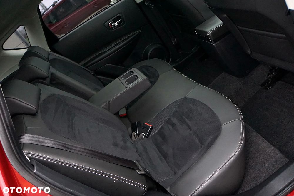 Nissan Qashqai 1.6 I-Way - 26