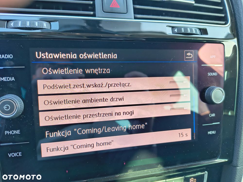 Volkswagen Golf 1.5 TSI BMT Evo Highline - 21