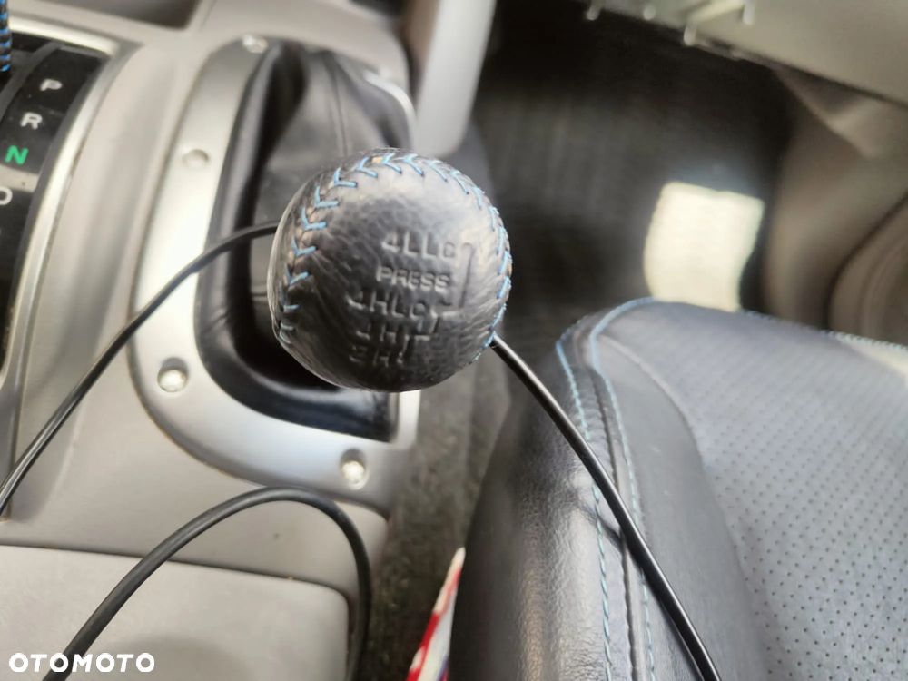 Mitsubishi L200 2.5 DID DC Intense + - 8