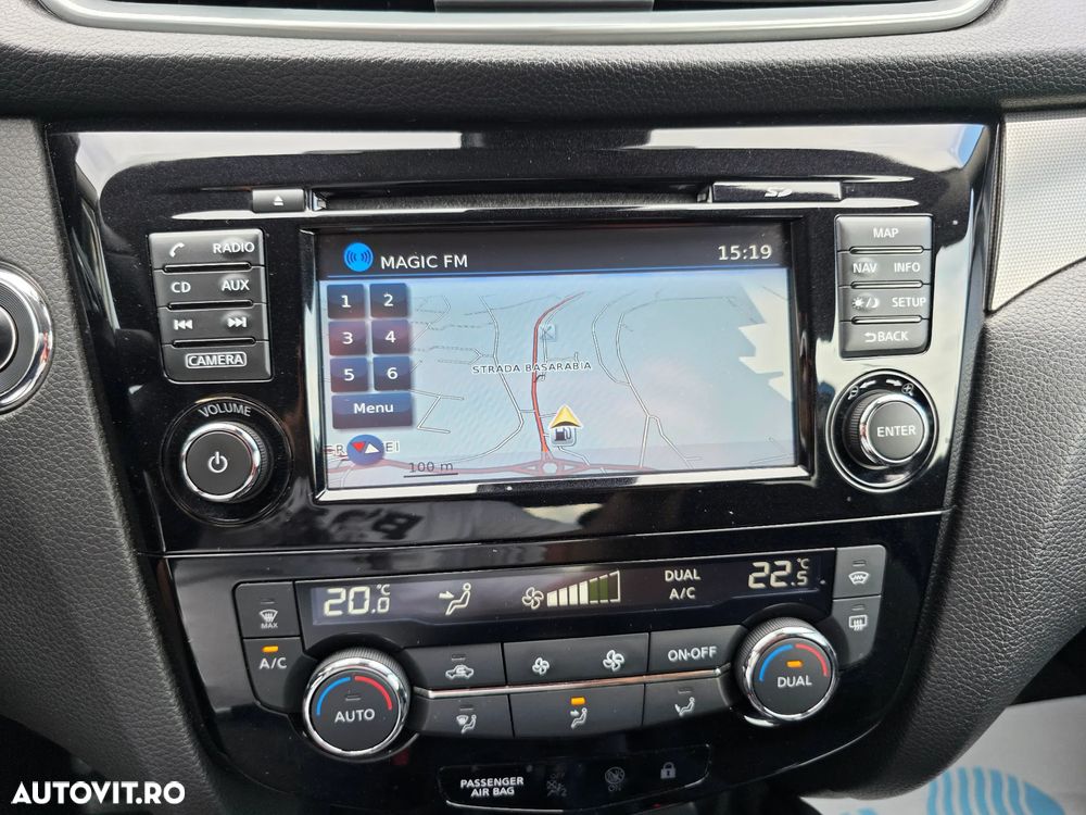 Nissan Qashqai 1.6 DCI Start/Stop Tekna - 27