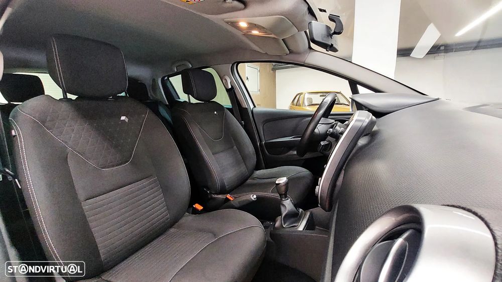 Renault Clio 1.5 dCi Limited - 9