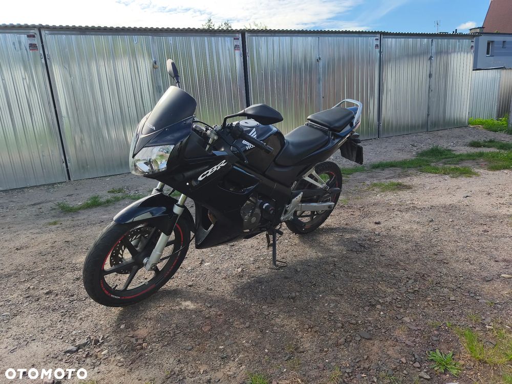 Honda CBR - 3