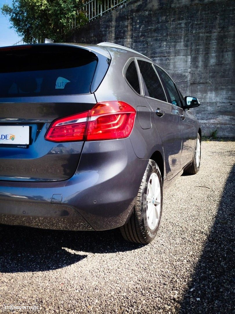 BMW 216 Active Tourer d Auto - 29