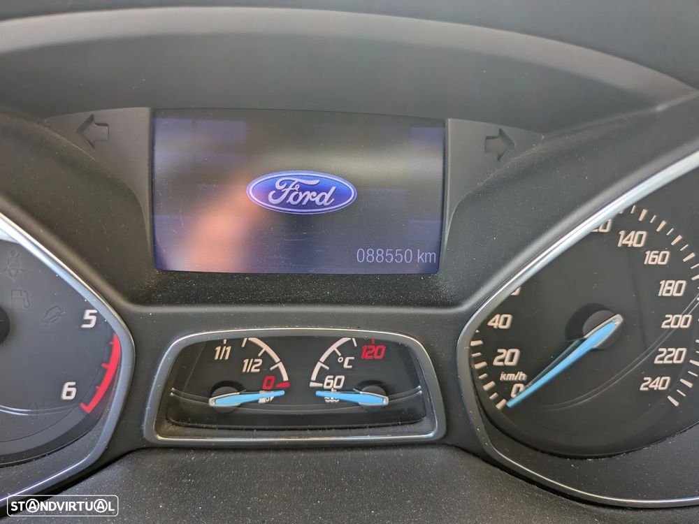 Ford Kuga 2.0 TDCi Titanium - 10