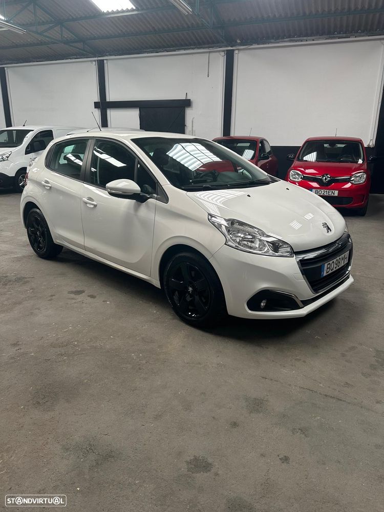 Peugeot 208 BlueHDi 100 Active Pack