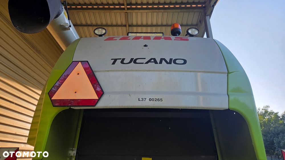 Claas Tucano 570 - 25