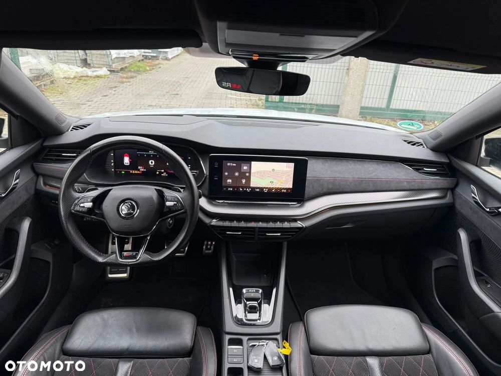 Skoda Octavia 2.0 TDI DSG 4x4 RS Plus - 6