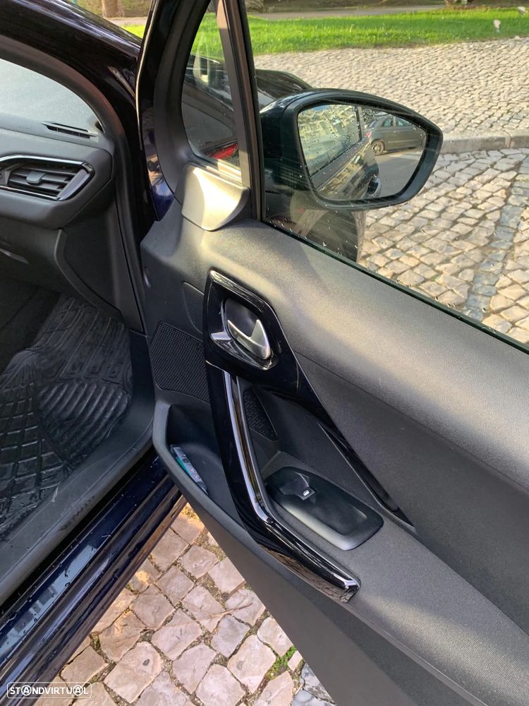 Peugeot 208 1.4 HDi Active - 11