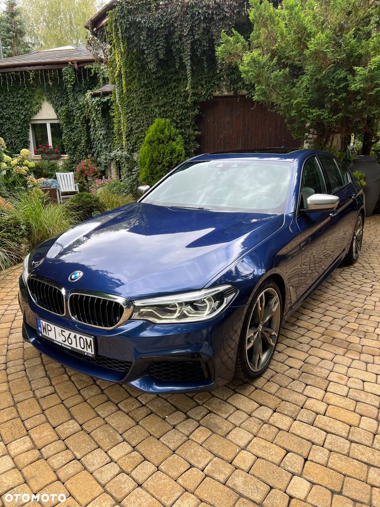 BMW Seria 5 M550i xDrive sport - 1