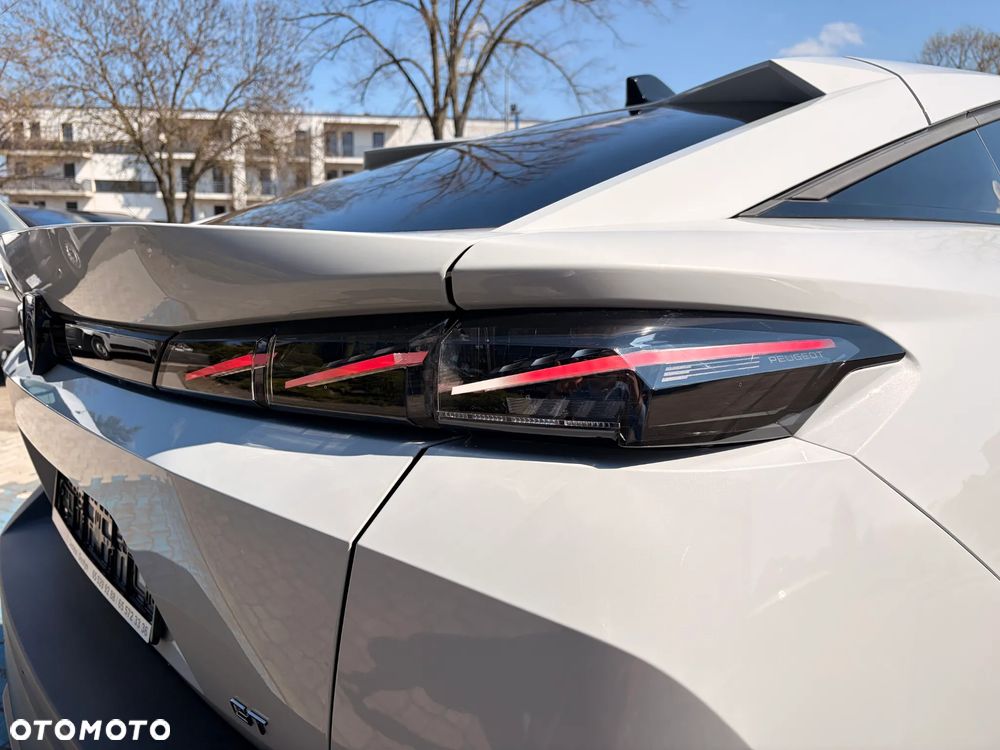 Peugeot 408 1.2 PureTech mHEV GT S&S e-DCS6 - 26