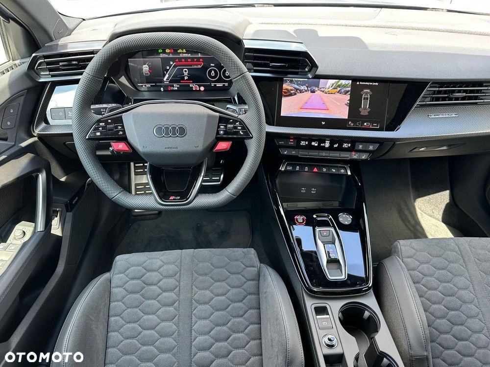 Audi RS3 Sportback - 17