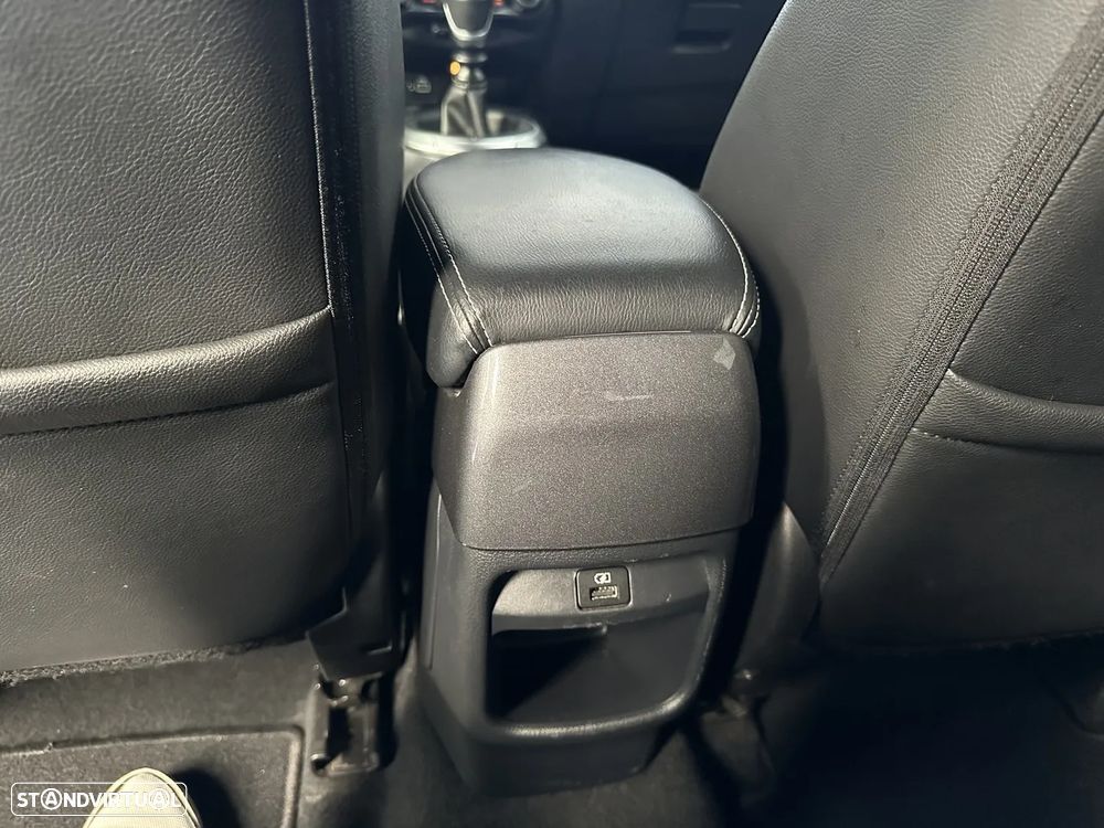Nissan Juke 1.0 DIG-T Tekna - 29
