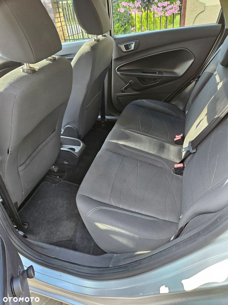 Ford Fiesta - 13