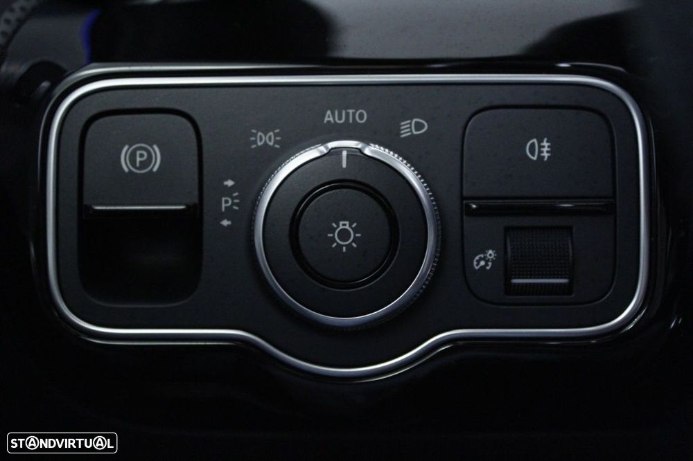 Mercedes-Benz A 180 d AMG Line Aut. - 28