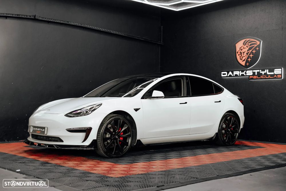 Tesla Model 3 Standard Range Plus RWD - 3