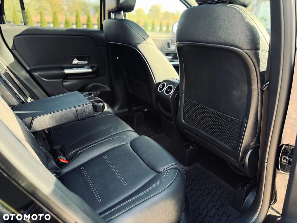 Mercedes-Benz GLA 250 4Matic 8G-DCT AMG Line - 20