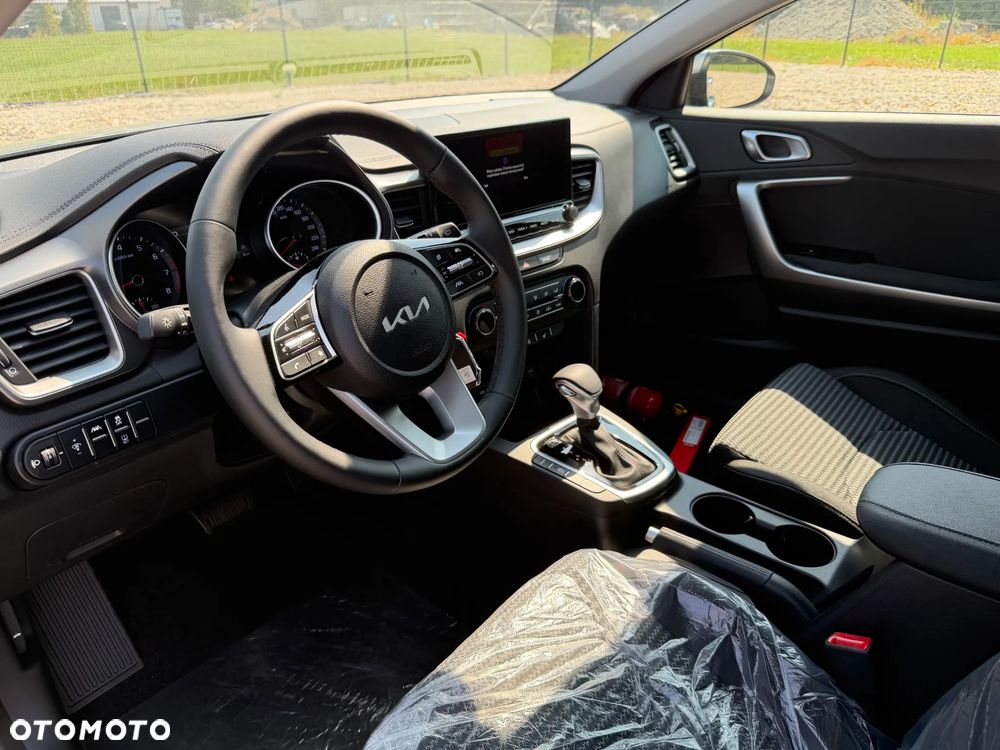 Kia XCeed 1.6 T-GDI M DCT - 6