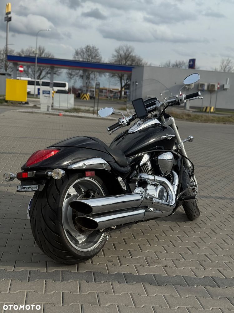 Suzuki Boulevard - 2