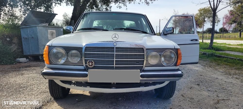Mercedes-Benz W123 (1976-1986) - 2