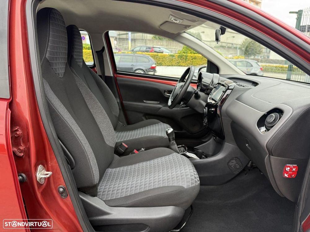 Peugeot 108 1.0 VTi Allure - 31