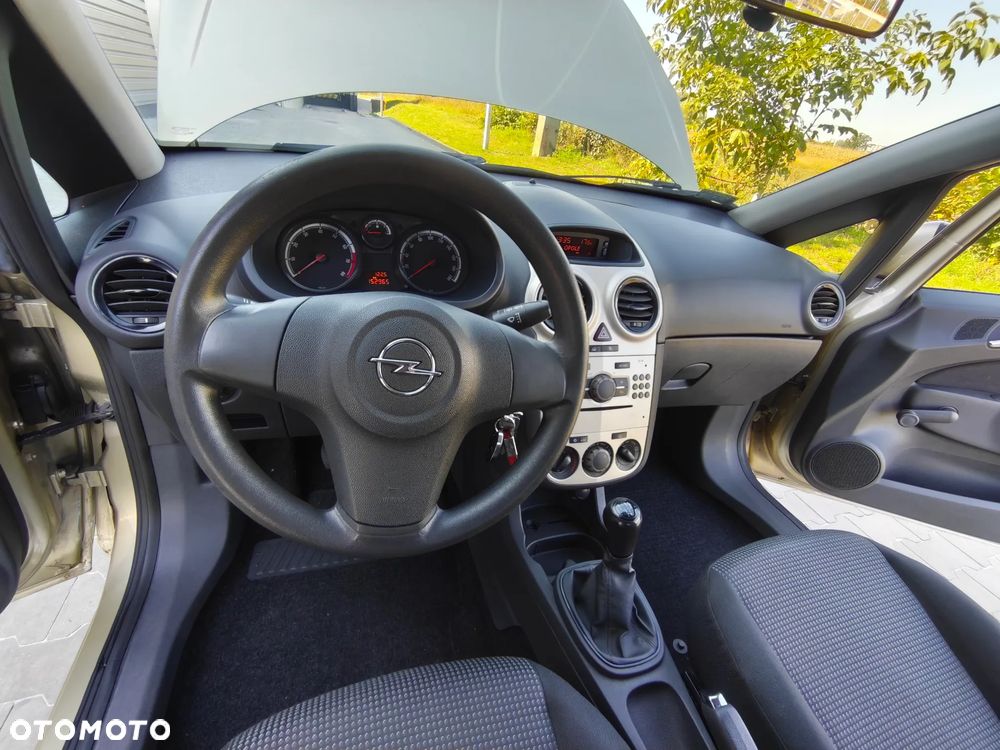 Opel Corsa 1.2 16V Cosmo - 22