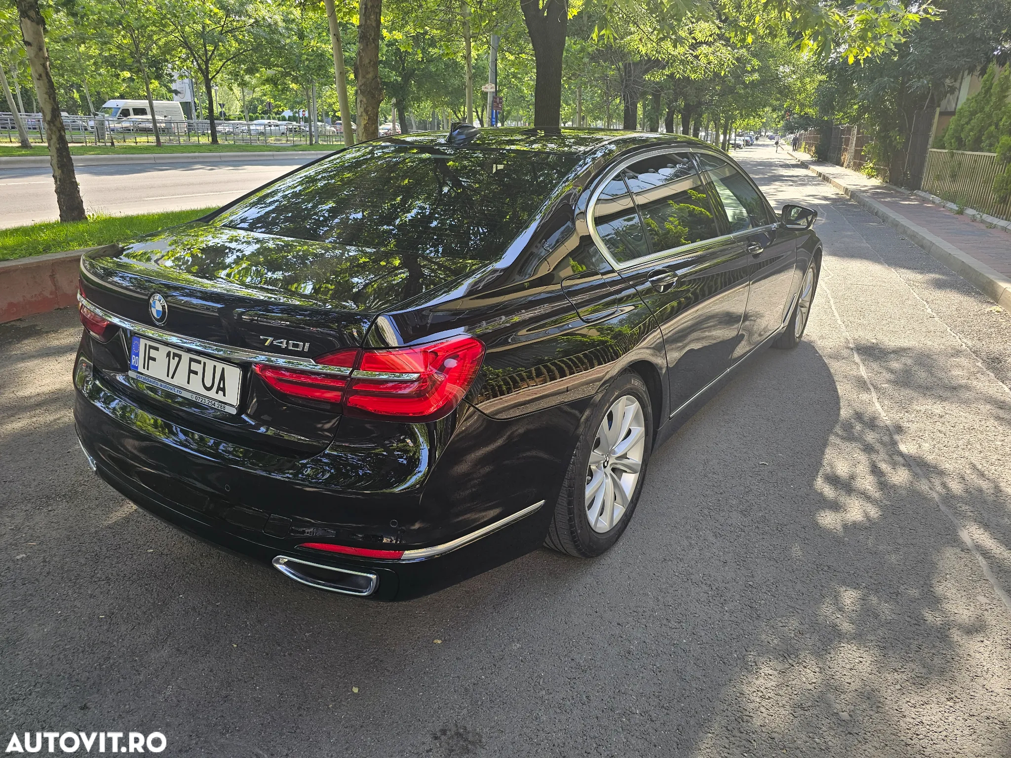 BMW Seria 7 740Li - 9