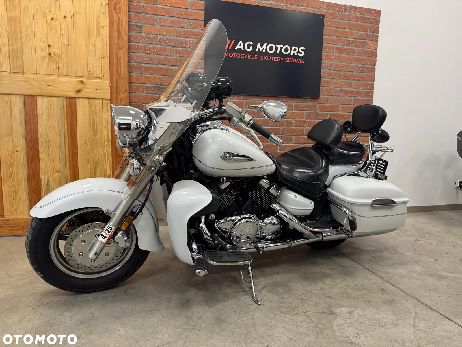 Yamaha XVZ - 15