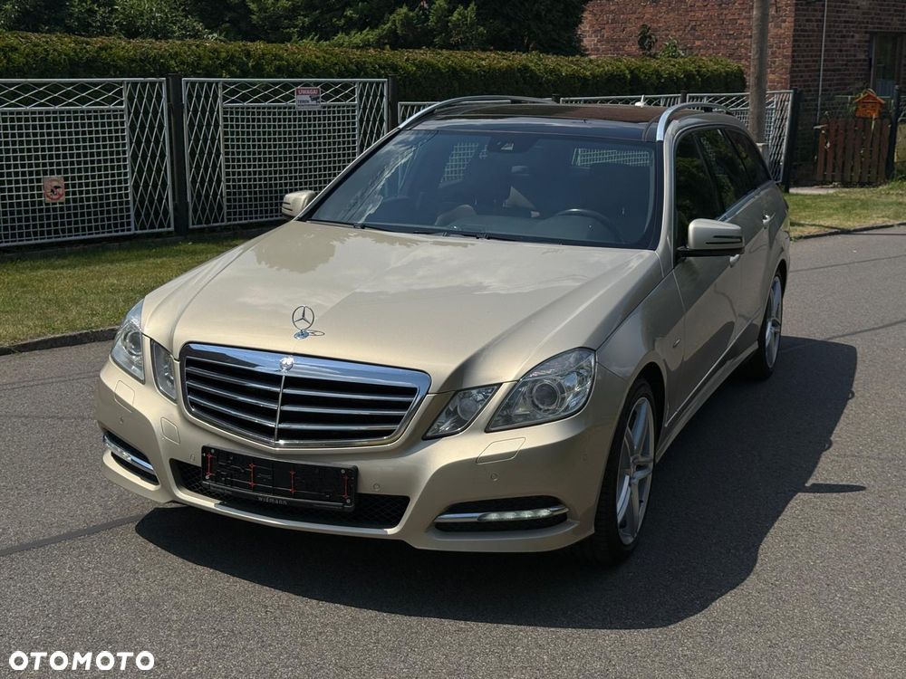 Mercedes-Benz Klasa E 350 CDI DPF 4Matic BlueEFFICIENCY 7G-TRONIC Avantgarde - 5