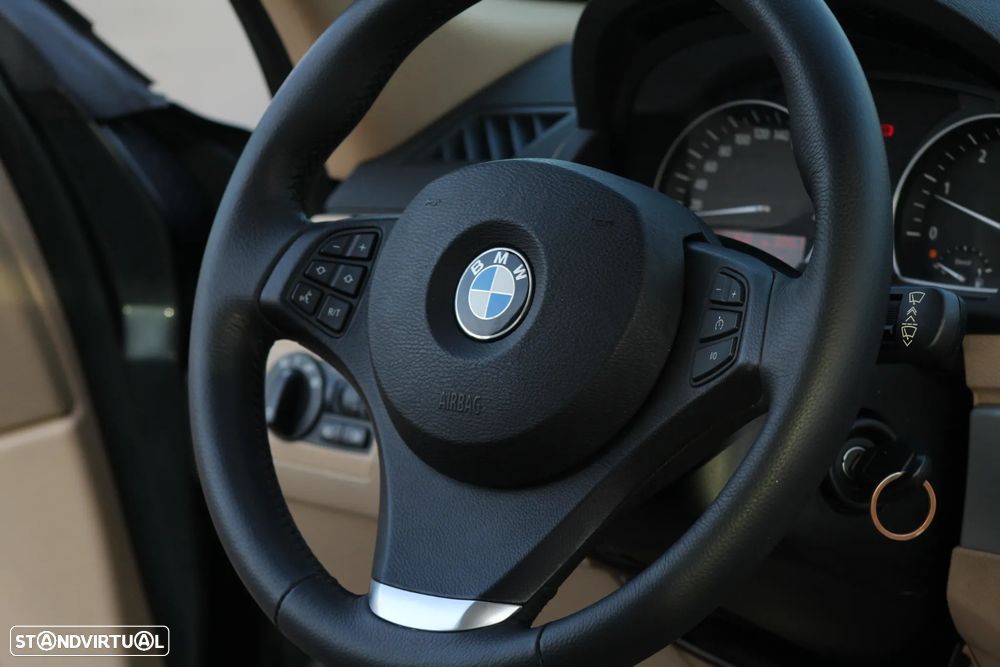 BMW X3 2.0 d LifeStyle - 39