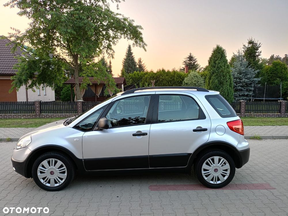 Fiat Sedici - 8