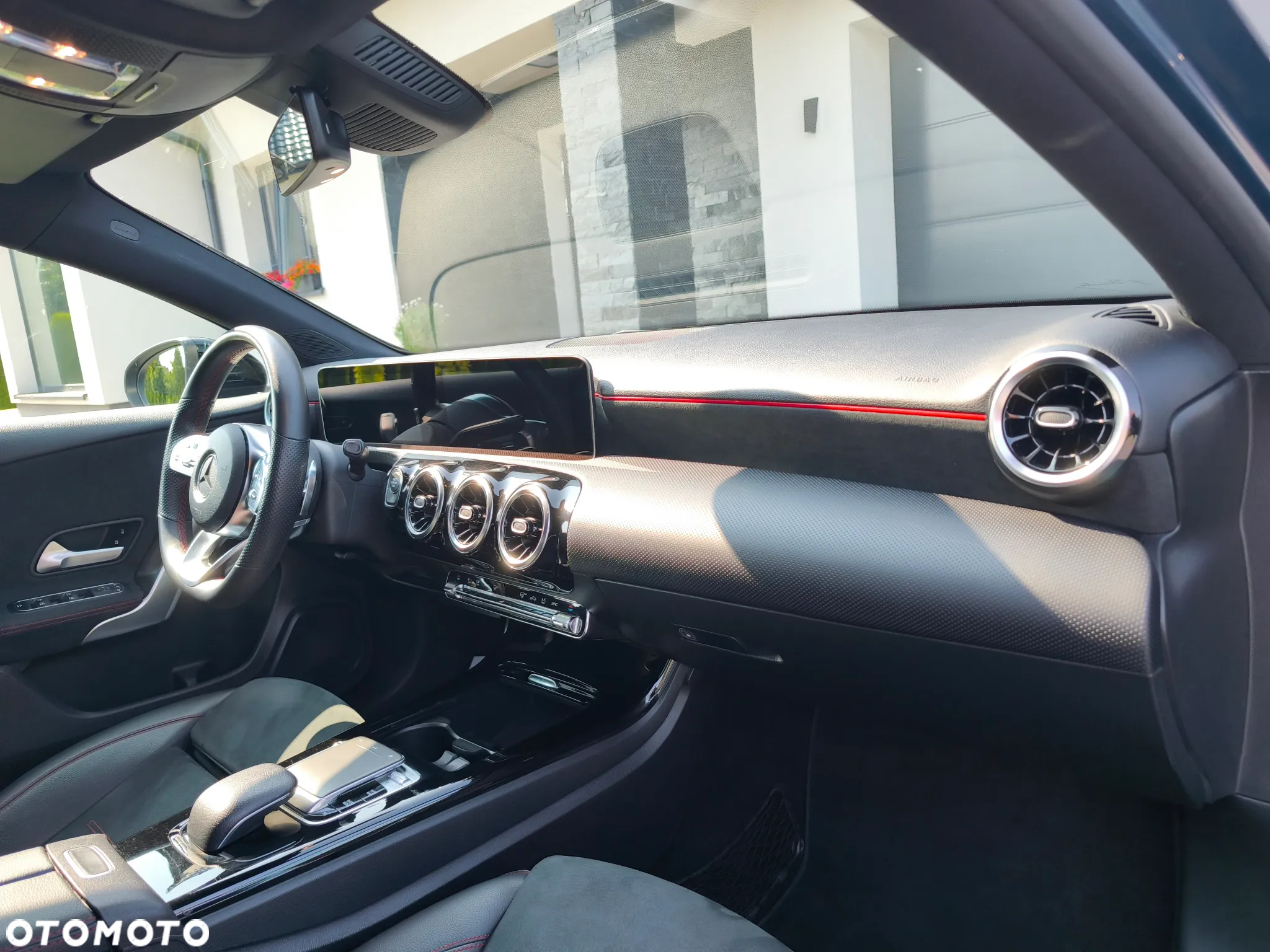 Mercedes-Benz Klasa A 180 7G-DCT AMG Line - 26