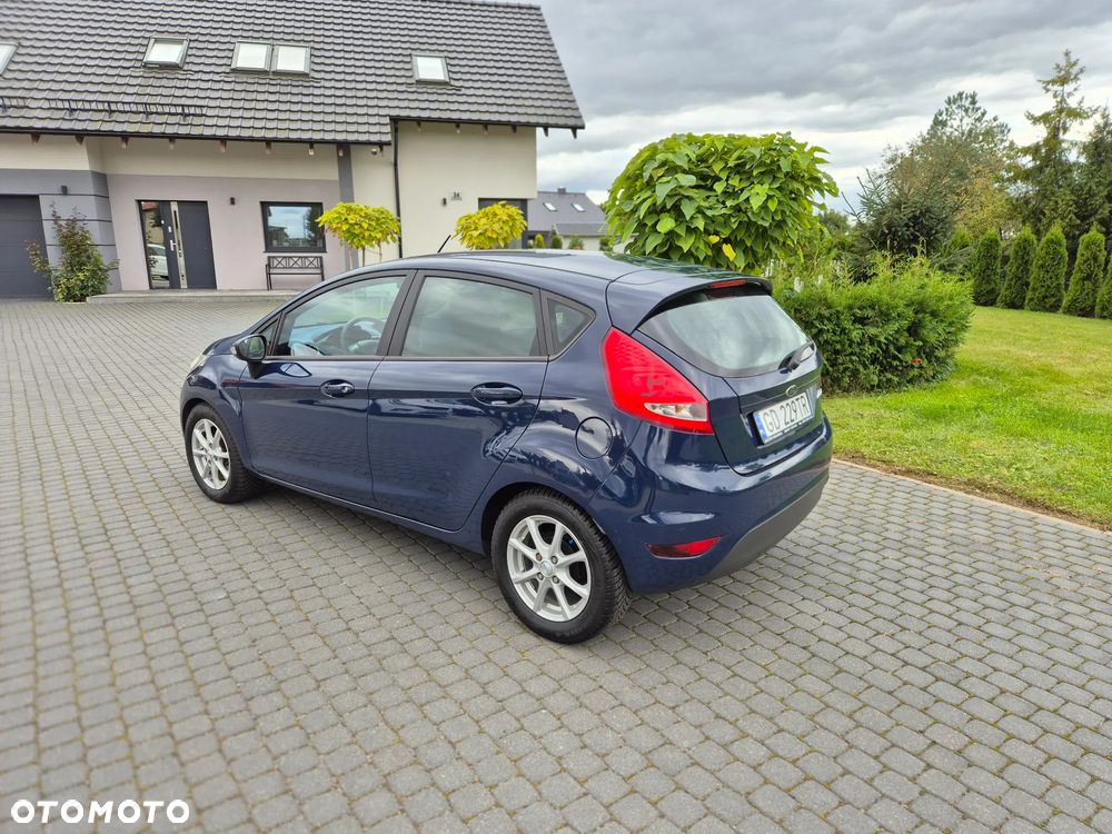 Ford Fiesta - 15