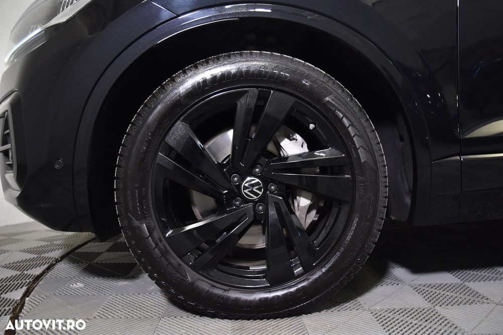 Volkswagen Touareg - 13