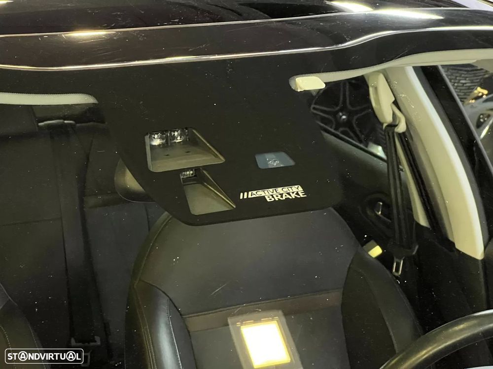 Peugeot 208 1.2 PureTech GT Line - 23