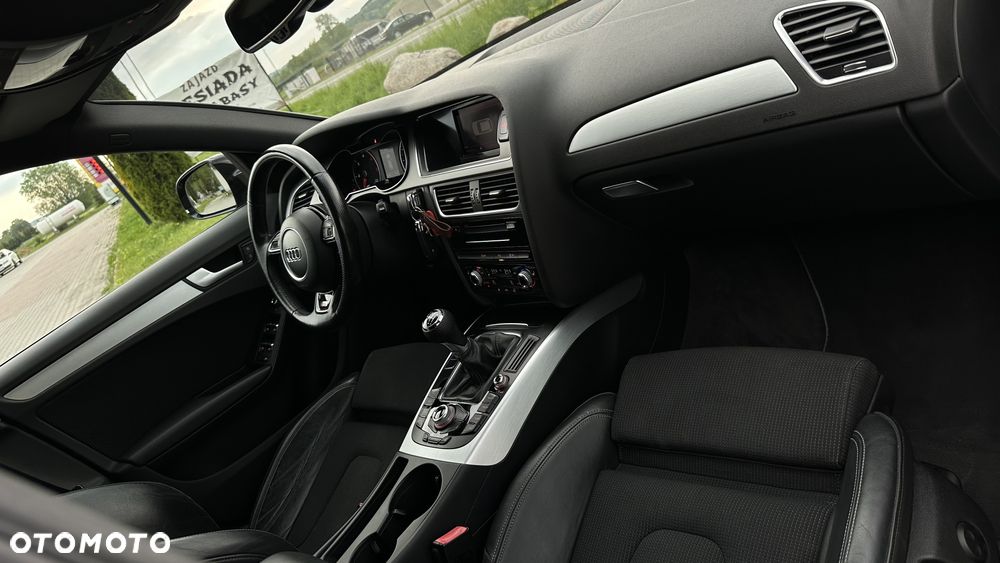 Audi A4 Avant 2.0 TDI DPF clean diesel S line Sportpaket - 26