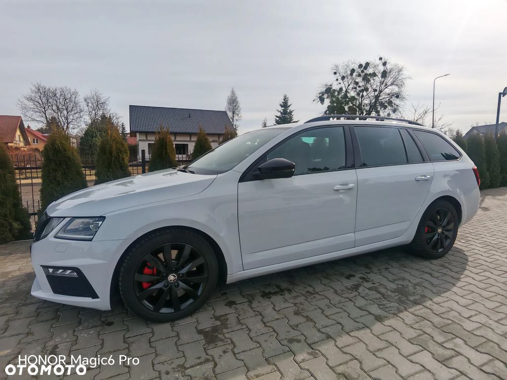 Skoda Octavia 2.0 TSI RS - 4