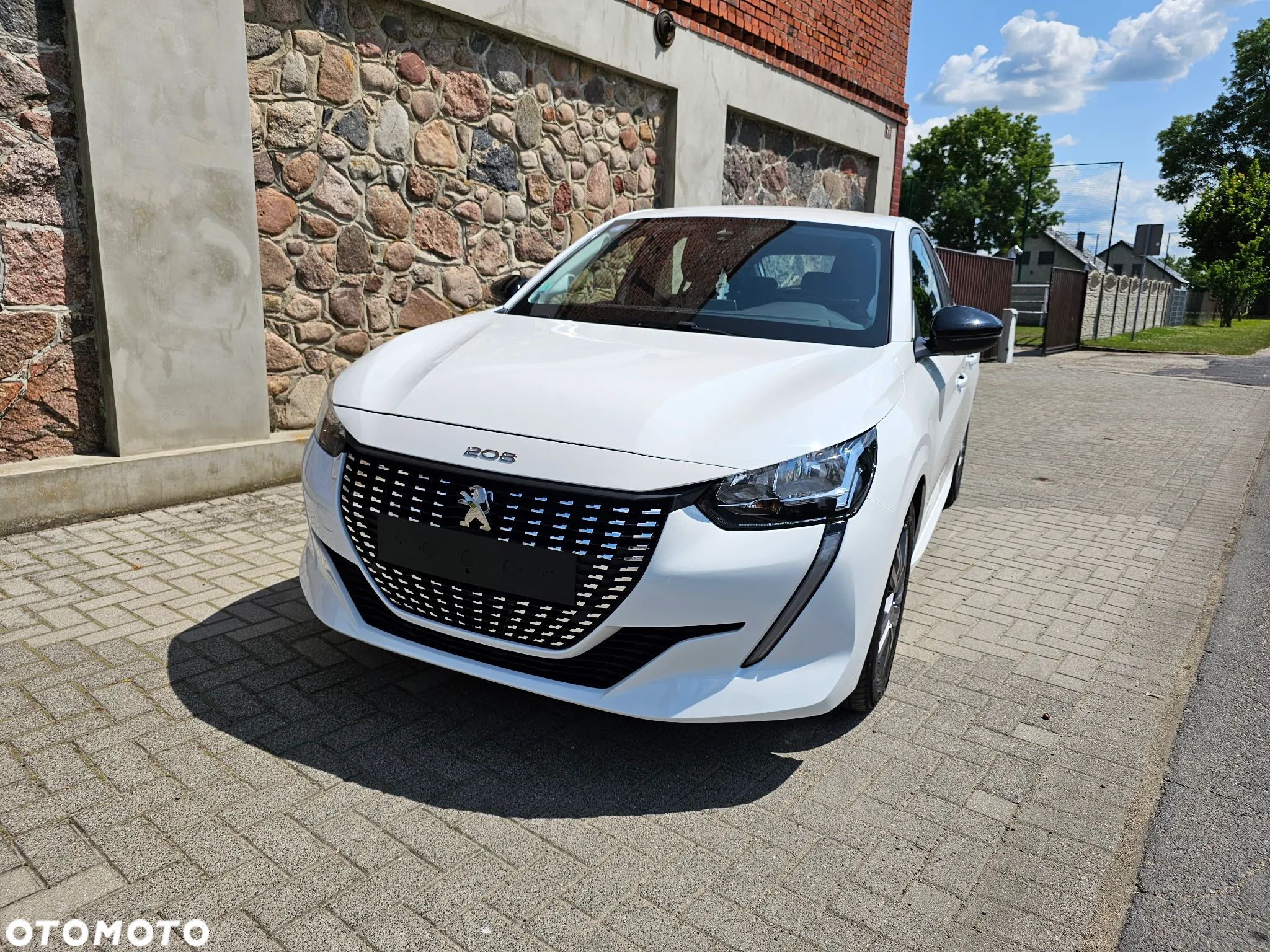 Peugeot 208 PureTech 100 Allure - 1