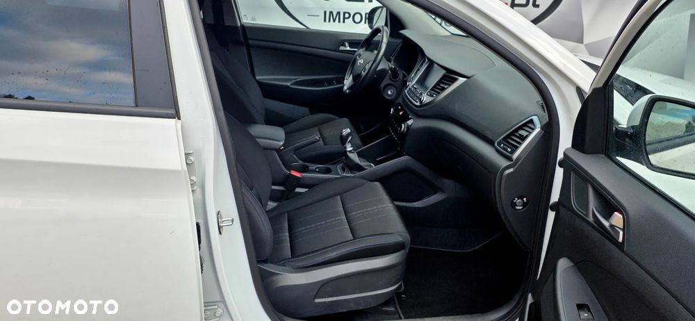 Hyundai Tucson blue 1.6 GDi 2WD Navi - 18