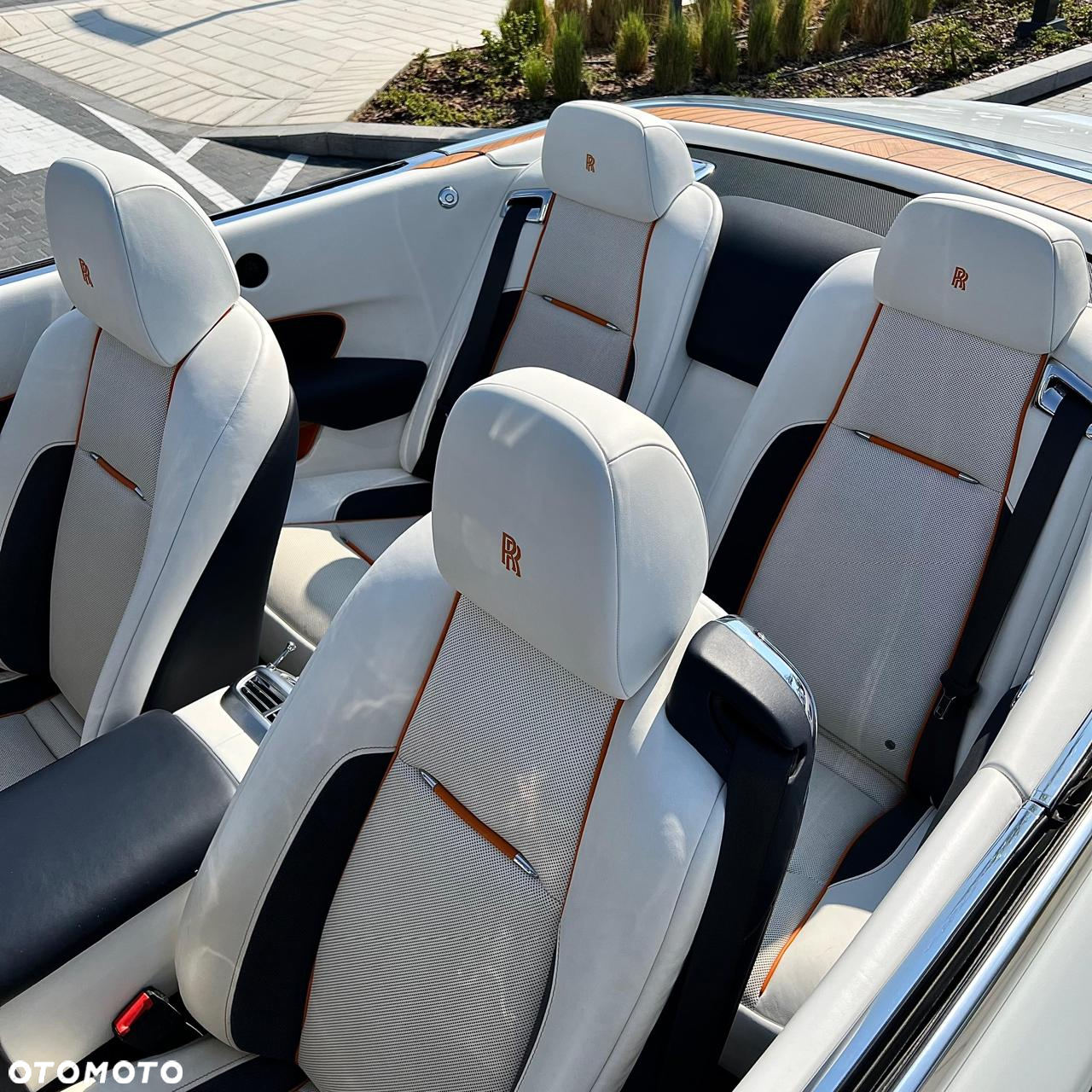 Rolls-Royce Dawn Standard - 17