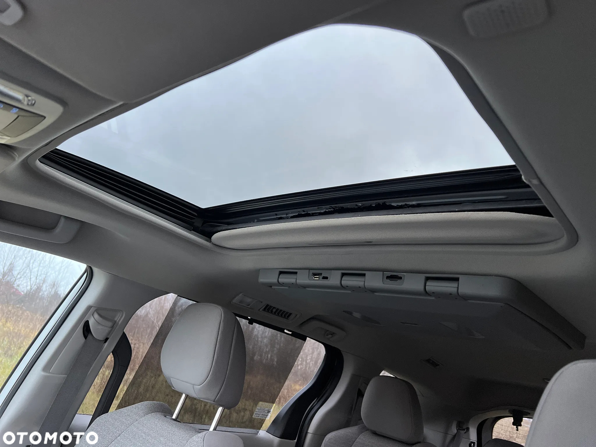 Toyota Sienna - 23