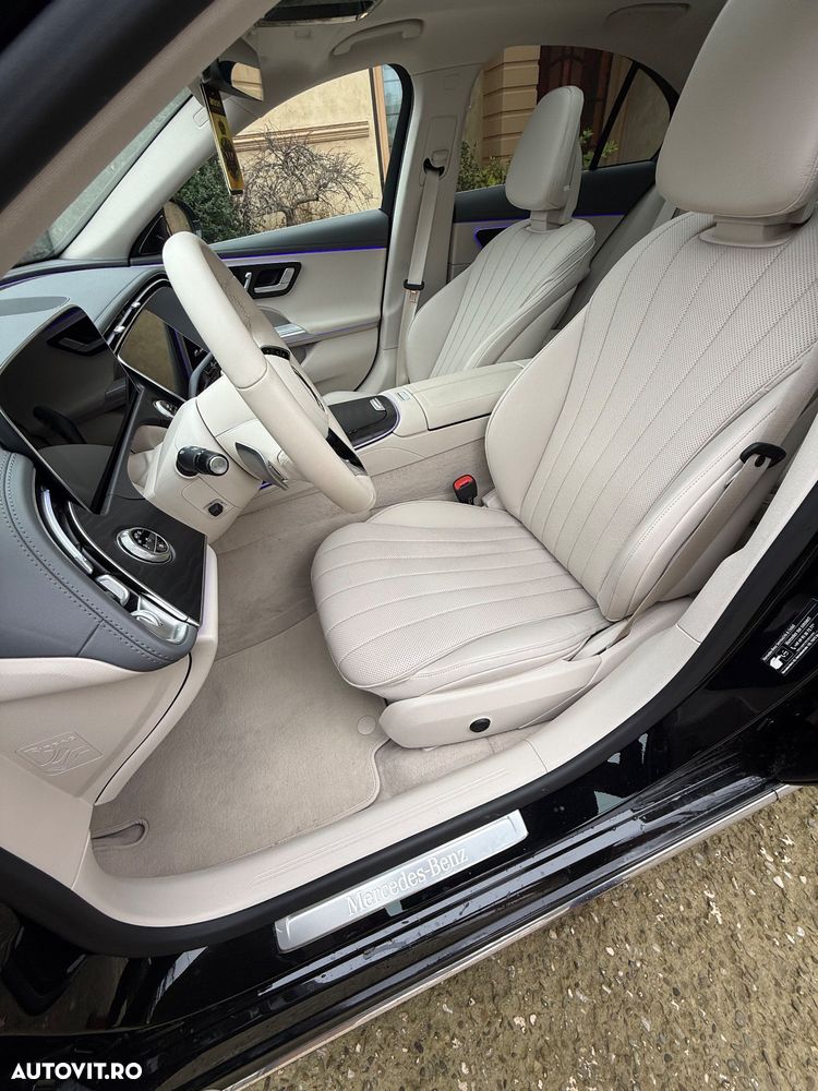 Mercedes-Benz E 300 de Aut. - 9