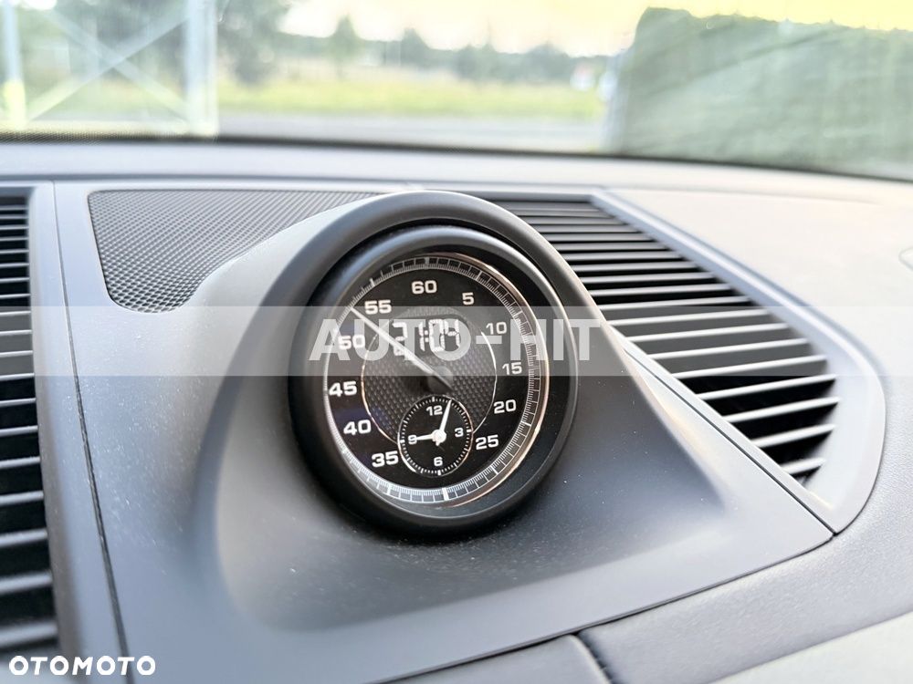 Porsche Macan T - 29
