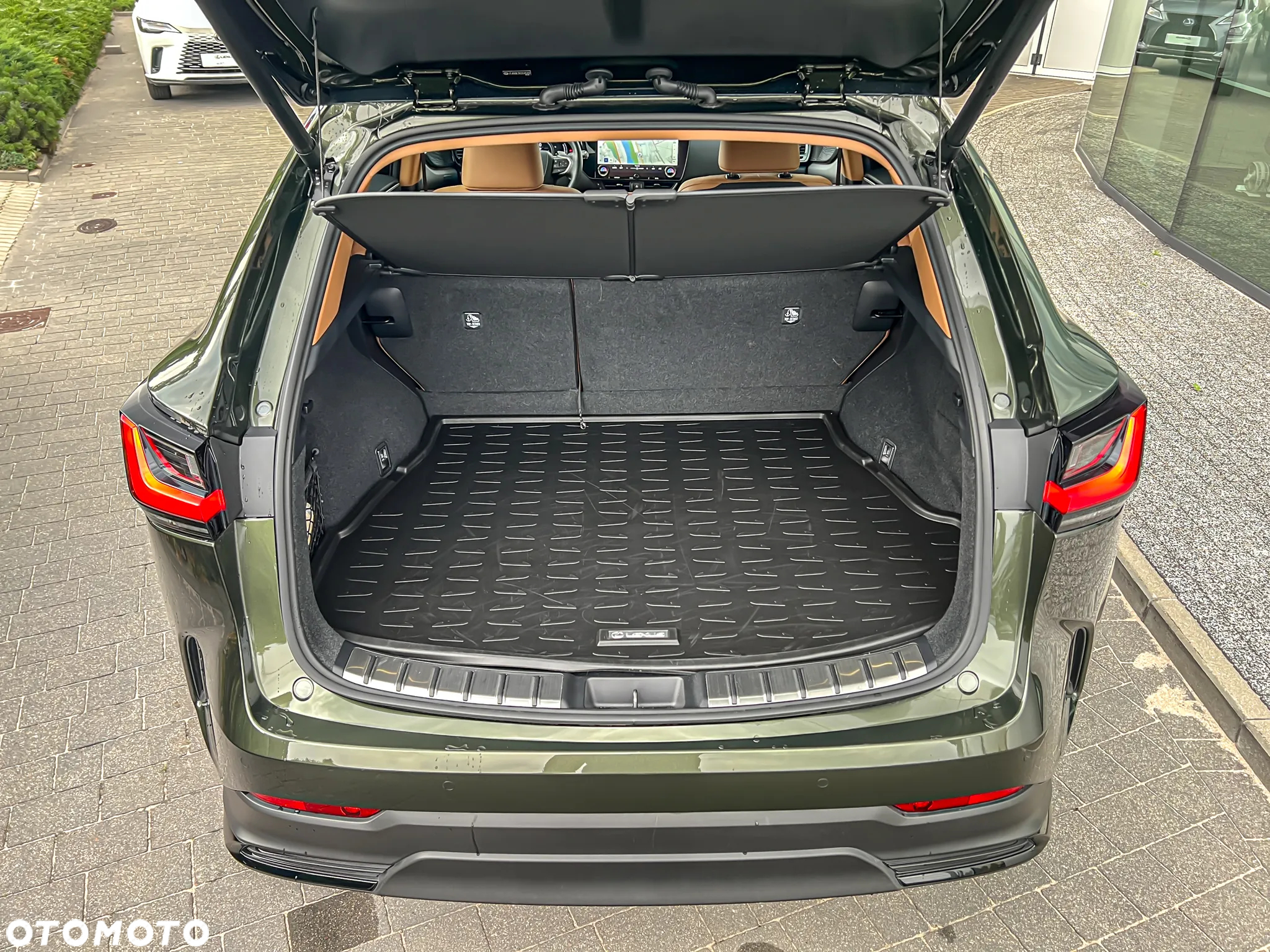 Lexus NX 350h Omotenashi AWD - 12
