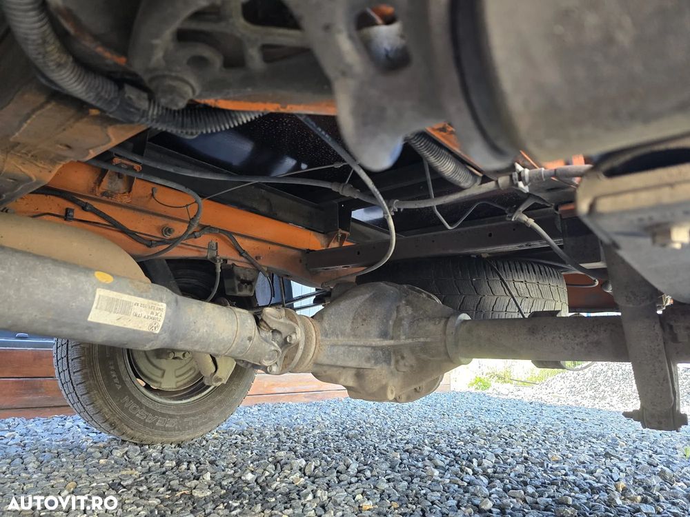 Volkswagen Crafter 140 CP doka 6 loc. bena 2,7 m. 2019 - 32