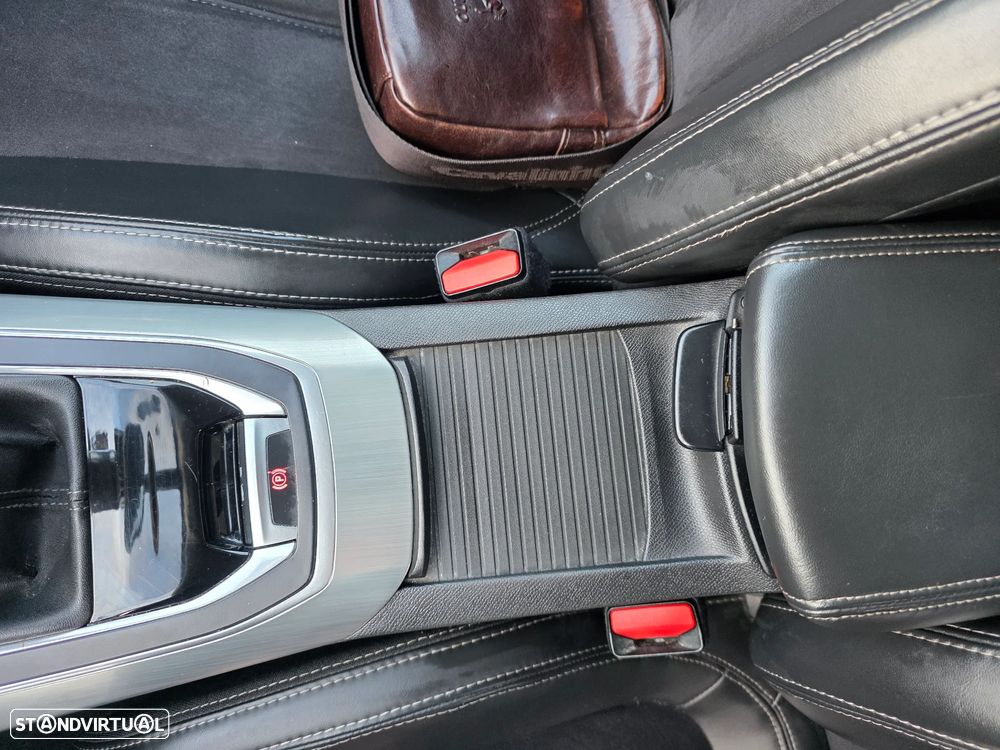 Peugeot 308 SW 1.6 e-HDi Allure - 32